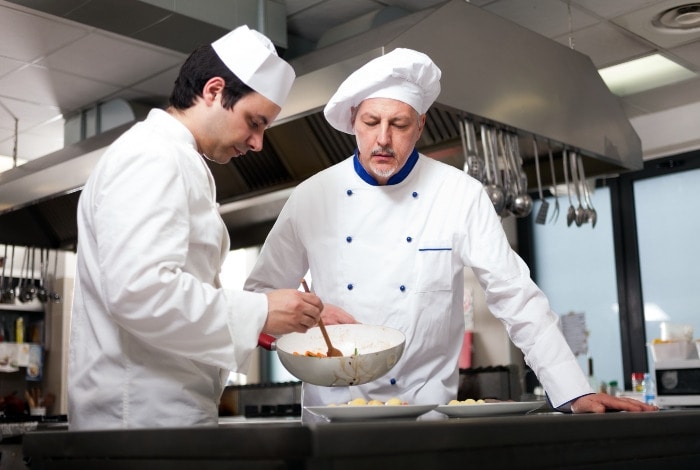ayudante de cocina